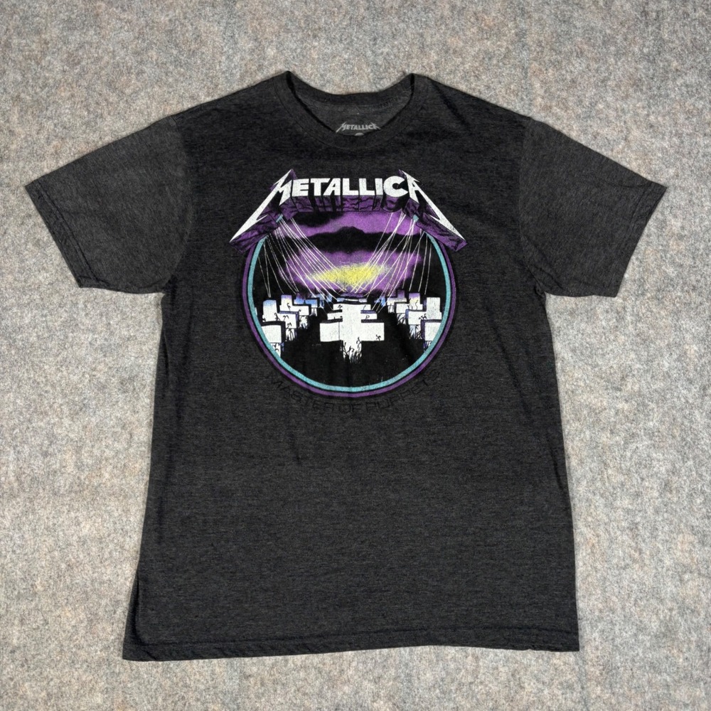 Metallica T Shirt Mens L Charcoal Master of Puppets Graphic Band Tee Cemetary